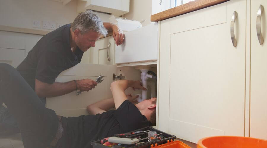 Professional sink repair in Chouteau, OK